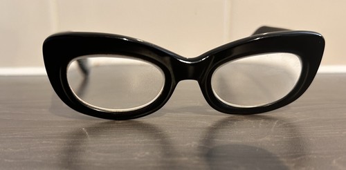 Vintage martin wells - vintage,
