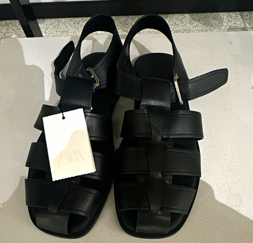 Zara black fisherman sandals - black,