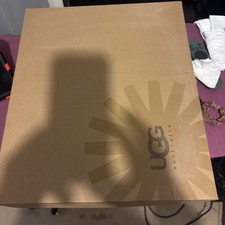 Ugg Chocolate Brown Avondale Studded Sheepskin Boots Uk Size 39/6.5