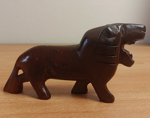 African teak carved wood - 6",