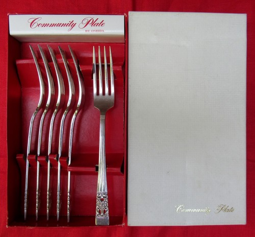 Silver plated table - 6,