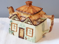 St Keele Paramount Pottery