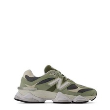 New Balance Womens 9060 Shoes