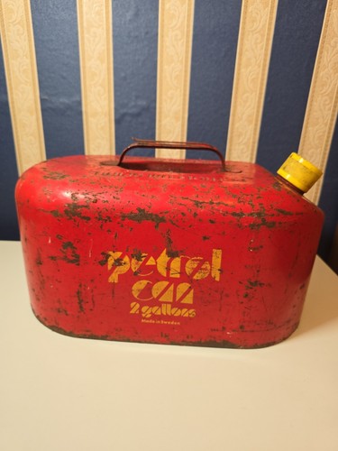 Vintage red pml gallon metal - red, 2