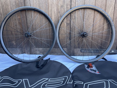 Specialized roval 700c carbon - specialized,