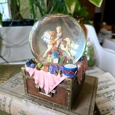 Vintage Past Times Musical