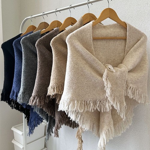 Knitted triangle shawl - knitted, winter