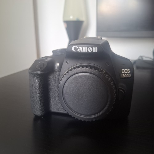 Canon eos 1300d 0mp - canon,