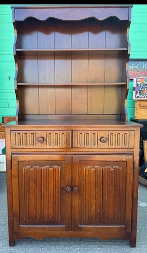 Vintage jacobean style welsh - jacobean,