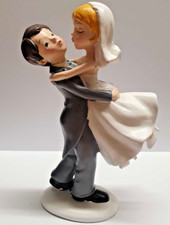 Bride and Groom Wedding Cake