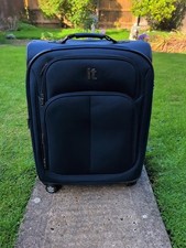 IT Luggage Medium Expandable 4 Wheel Spinner Suitcase With TSA Combi Lock Blue