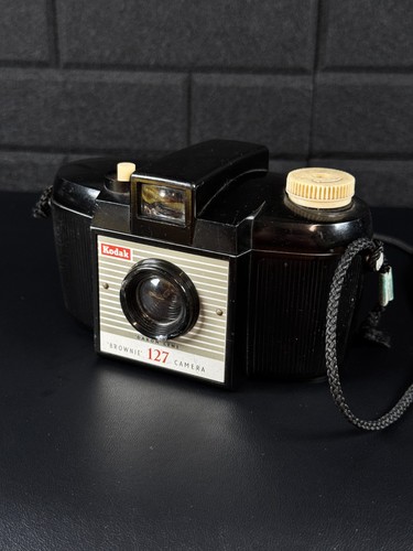 Kodak brownie 127 - 127, vintage