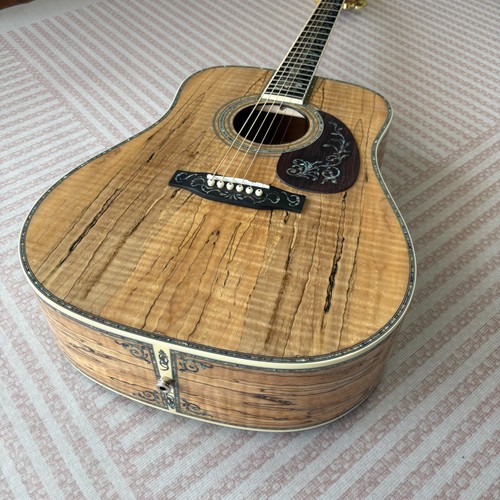 Natural acoustic guitar - natural,