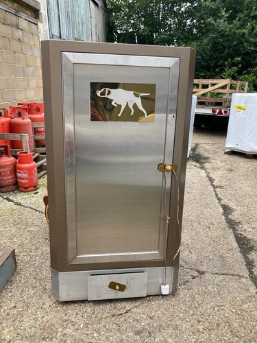 Vintage metal gun - gun, cabinet