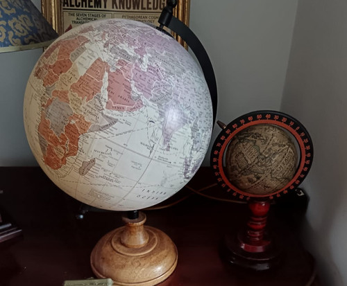 Two wooden vintage world - wooden,