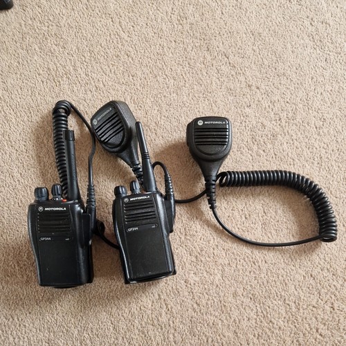 Motorola gp344 uhf two - uhf, two-way