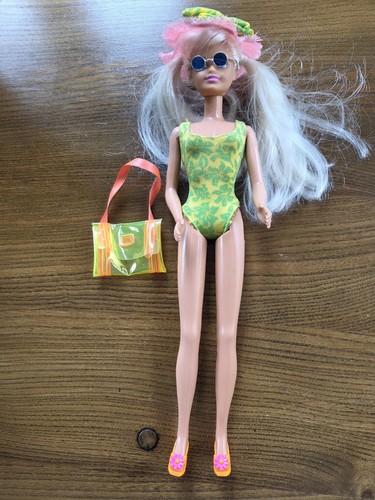 Travel fun sindy - fun, doll