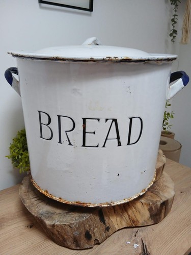 Round english vintage enamel - english,