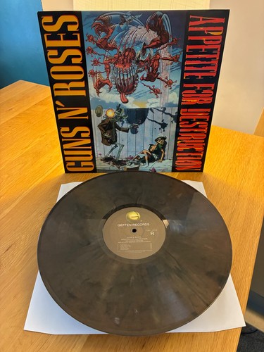 Appetite for destruction - destruction, by