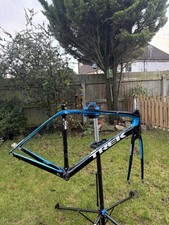 Trek Domane 4.0 Carbon Frame &
