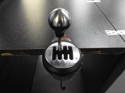 Thrustmaster th8a realistic - thrustmaster,