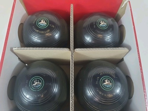 Set henselite - set, 4