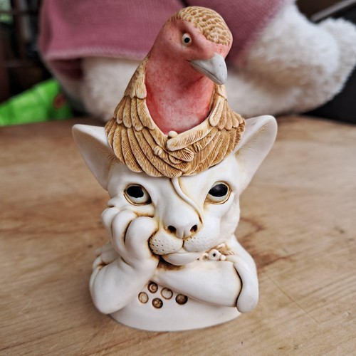 Vintage harmony kingdom turdus - kingdom,