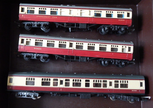 Gauge coaches triang - x,