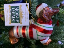 NOBEL GEM DACHSHUND IN HAT &