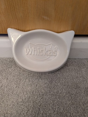 Whiskas cat feeding - whiskas, dish