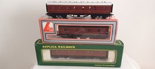 OO gauge NEAR MINT 3x Replica Lima LMS Parcels Utility GUV Coach Van Maroon