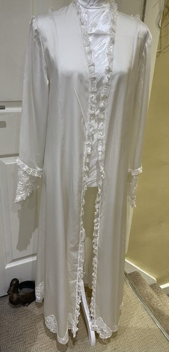 Vintage camelot ivory lace - vintage,