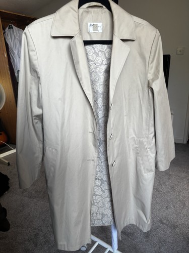 Gallery vintage waterproof mac - gallery,
