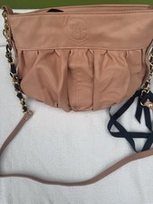 Modalu London• Material