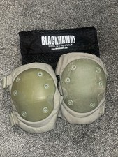 Blackhawk V2 Knee Pads Advanced Tactical Combat with Carry Bag
