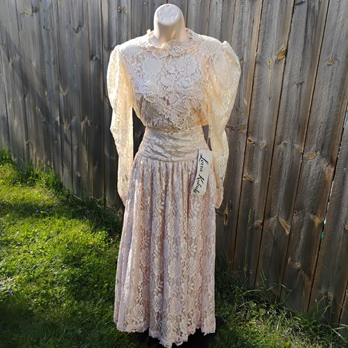 Vtg lorrie kabala lace - lorrie,