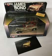 Corgi 96445 30th anniversary James Bond Gold Aston Martin DB5 Limited Edition.