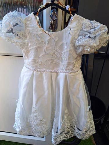 Girls white lace holy - lace,