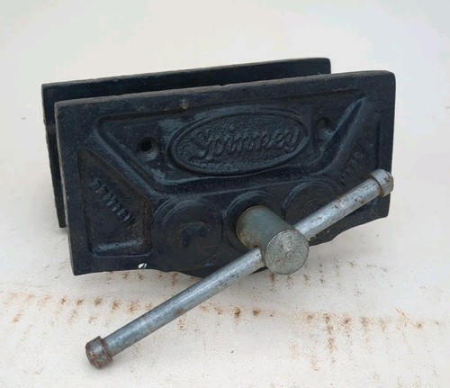 Carpenters woodworking vice - carpenters,