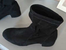 Stuart Weitzman Women's Suede Ankle Boots