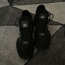 adidas model NMD_R1.V2 J Black