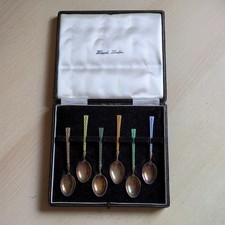 HARRODS CASED SET OF 6 ENAMELLED & GILDED SILVER TEASPOONS. B'HM. 1951 'T & S'.