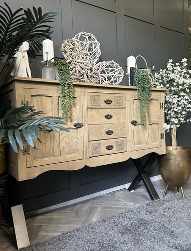 Oak old charm sideboard - oak,