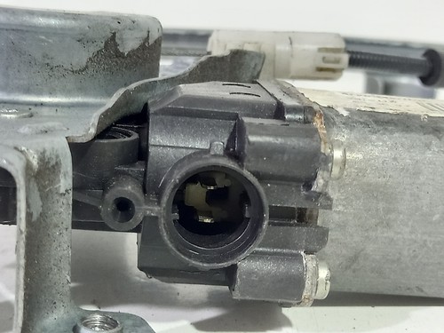 Front power window - window, rh