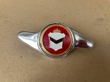 1x NOS Aluminium Wheel Disc Centre Spinner Vespa Arden Vigano Vespa Red Shield