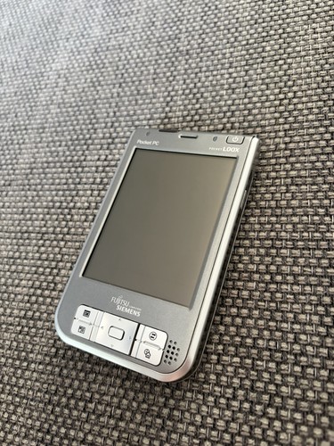 Fujitsu siemens pocket loox - fujitsu,