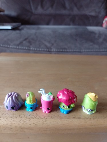 Shopkins season bundle - shopkins,