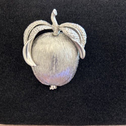 Vintage sarah coventry apple - sarah,