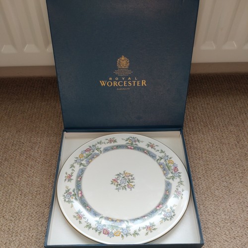 Royal worcester gateau cake - royal, gateau/cake