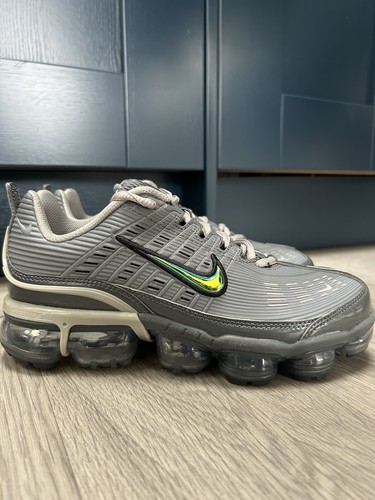 Brand new nike air - brand,